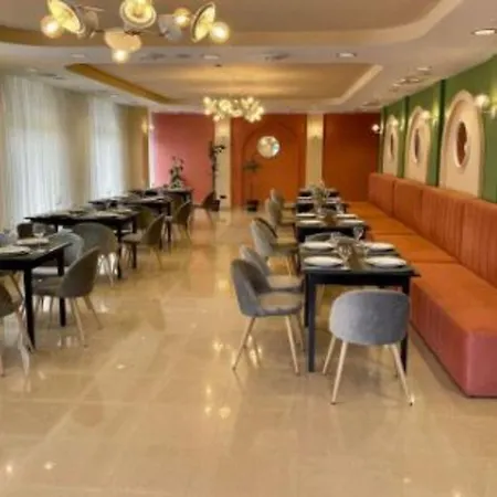 Black Sea Otrada 4* אודסה