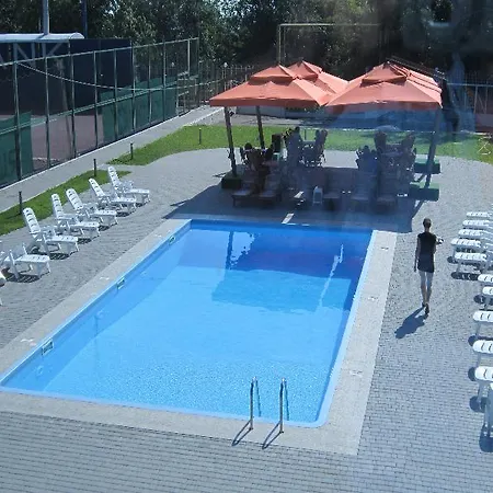 Готель чорне море отрада 4*