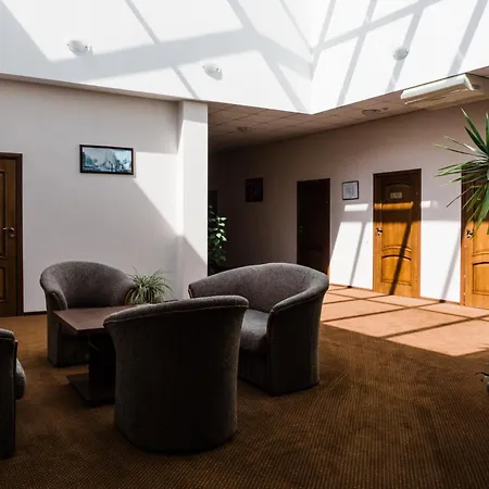 奥特拉达黑海酒店 敖德萨