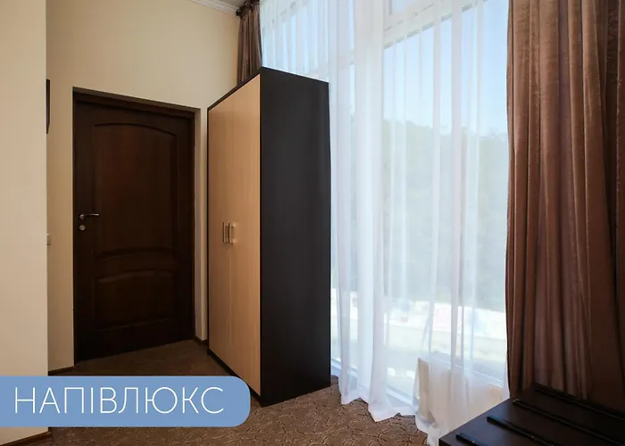 奥特拉达黑海酒店 敖德萨