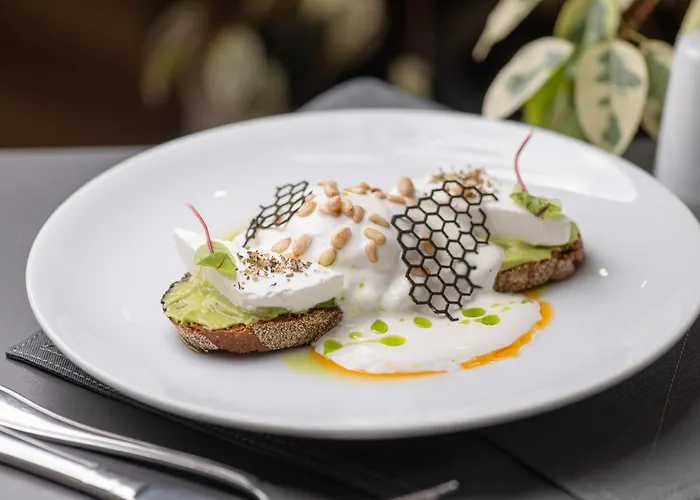 奥特拉达黑海酒店 敖德萨