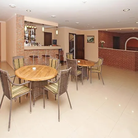 Hotell Black Sea Otrada 4*